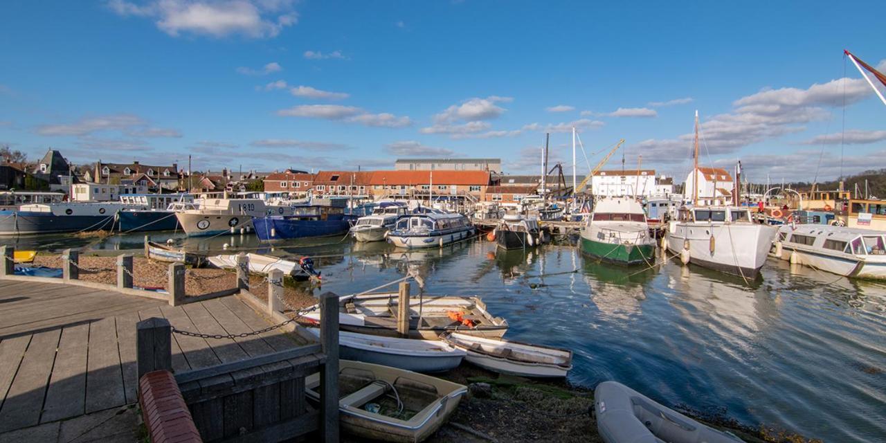 The Station Guest House Woodbridge Exteriör bild